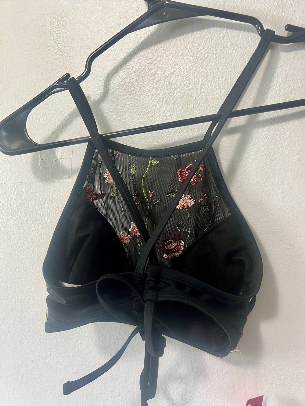 Xhilleration NWT Floral Embroidered Halter Swim Top - Size XS - Picture 5 of 10